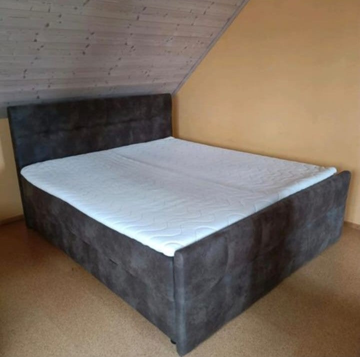 013 Box krevet sa sandukom