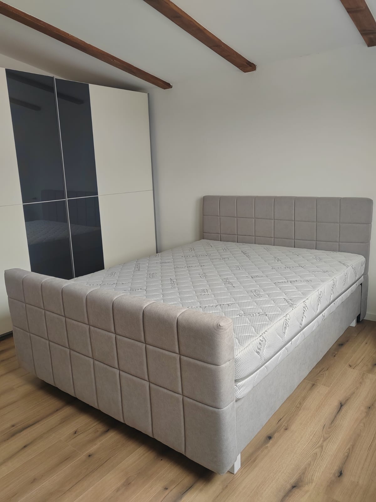 019 Boxspring
