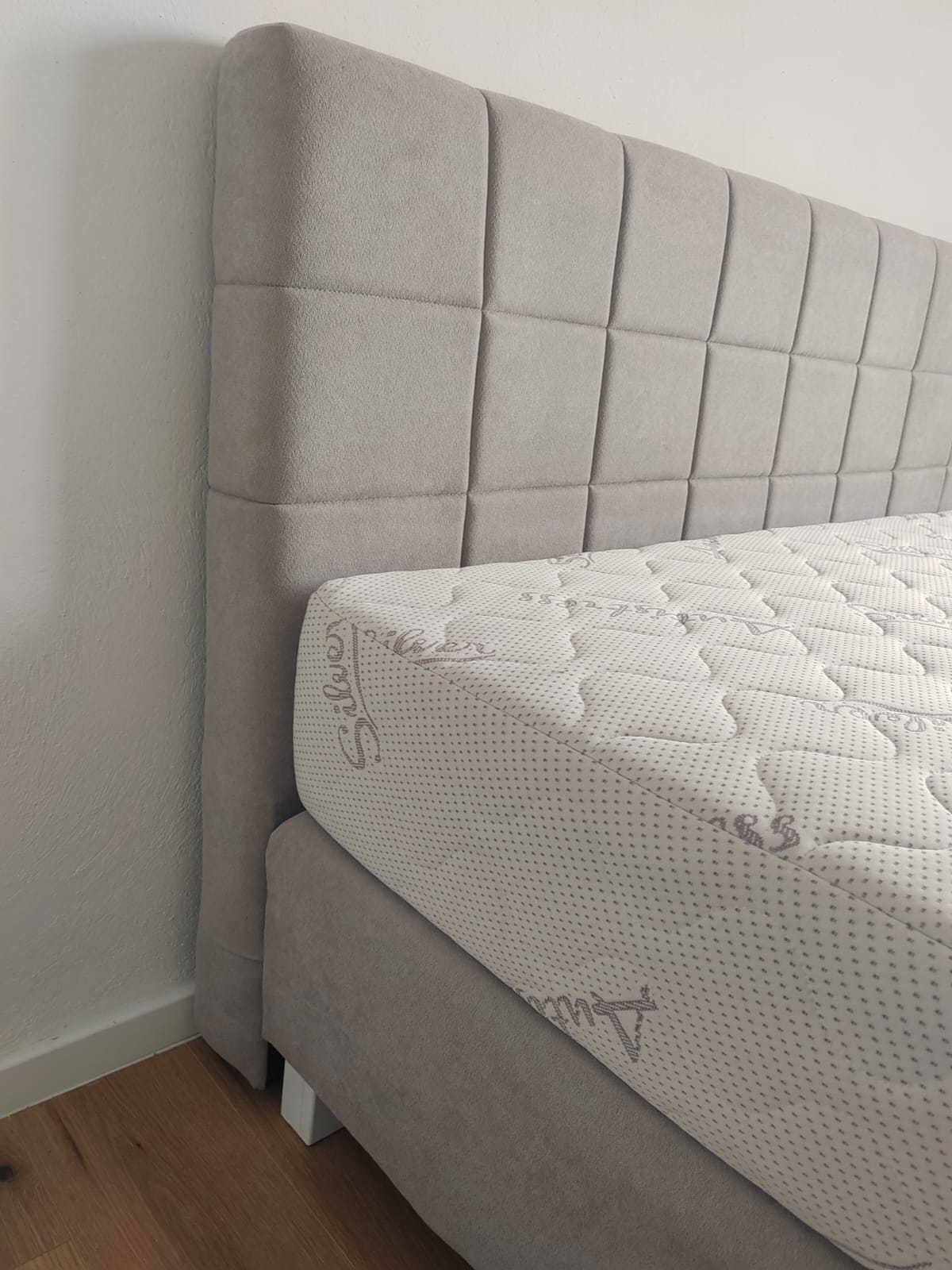 019 Boxspring