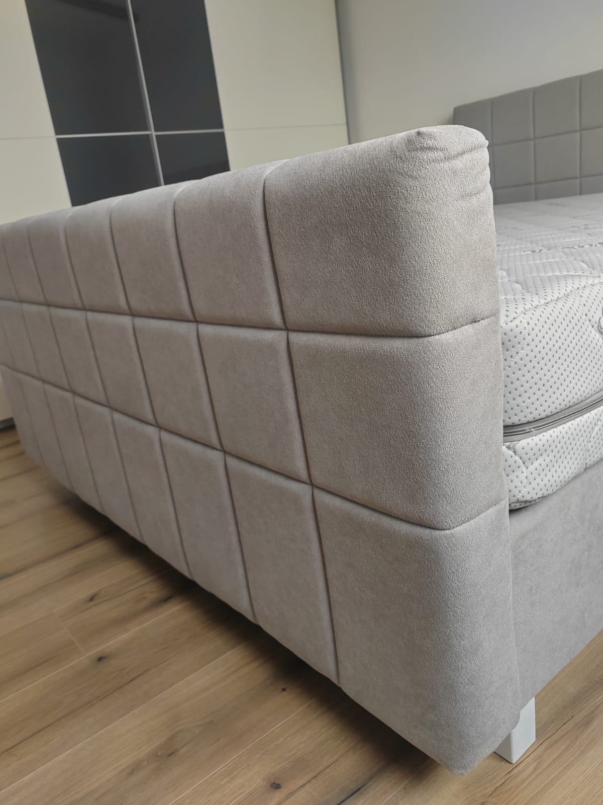 019 Boxspring