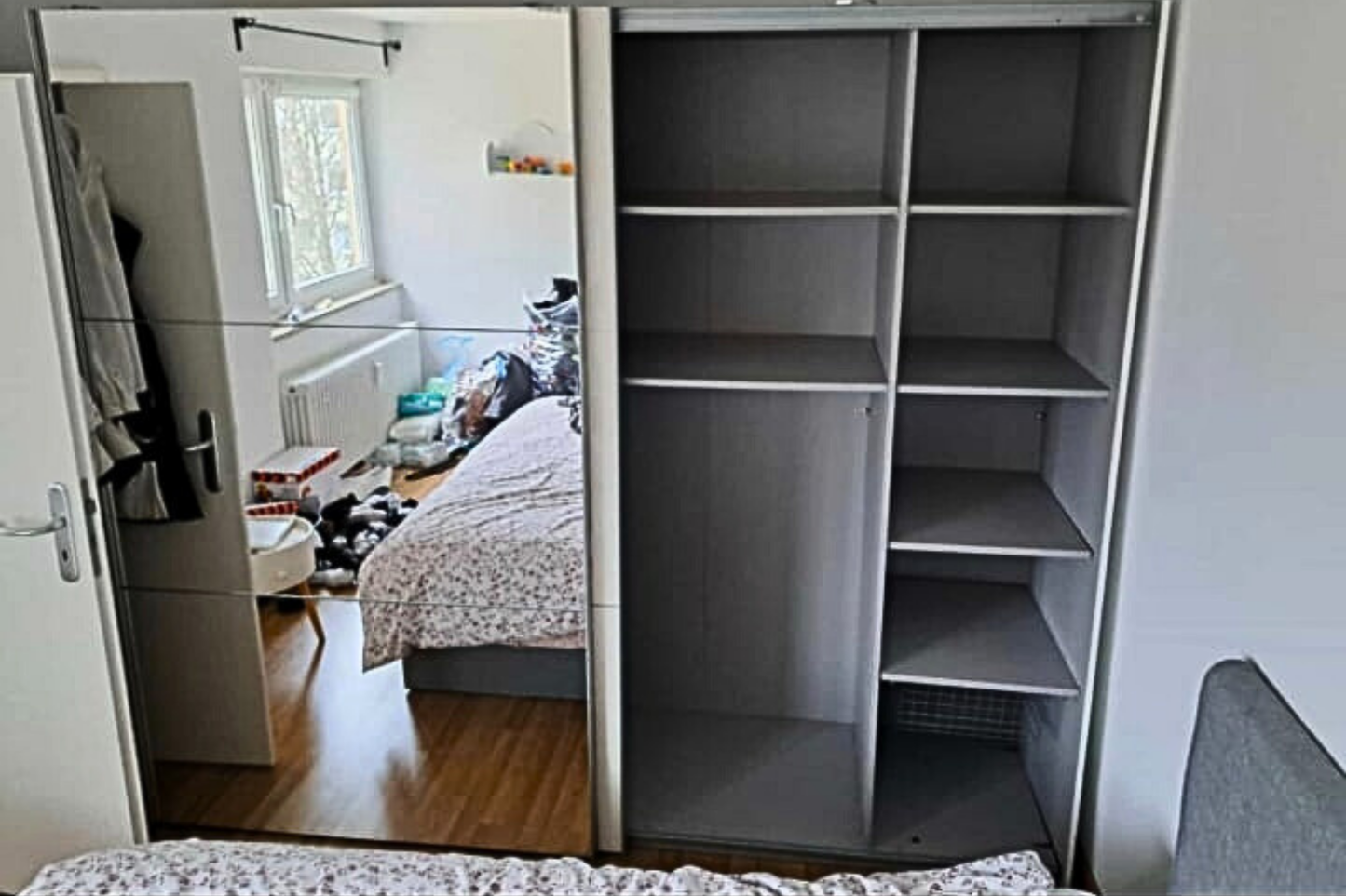 002 Dvokrilni ormar s ogledalom