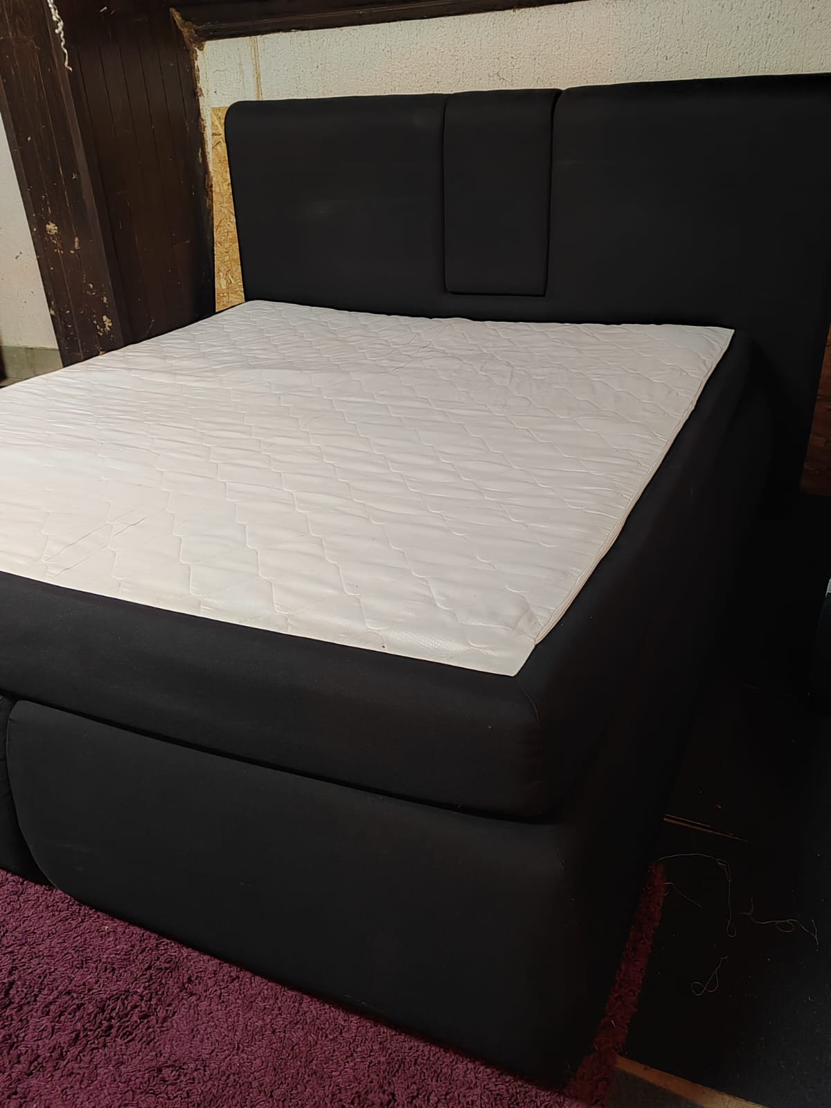 009 Box krevet sa sandukom i barom za čaše