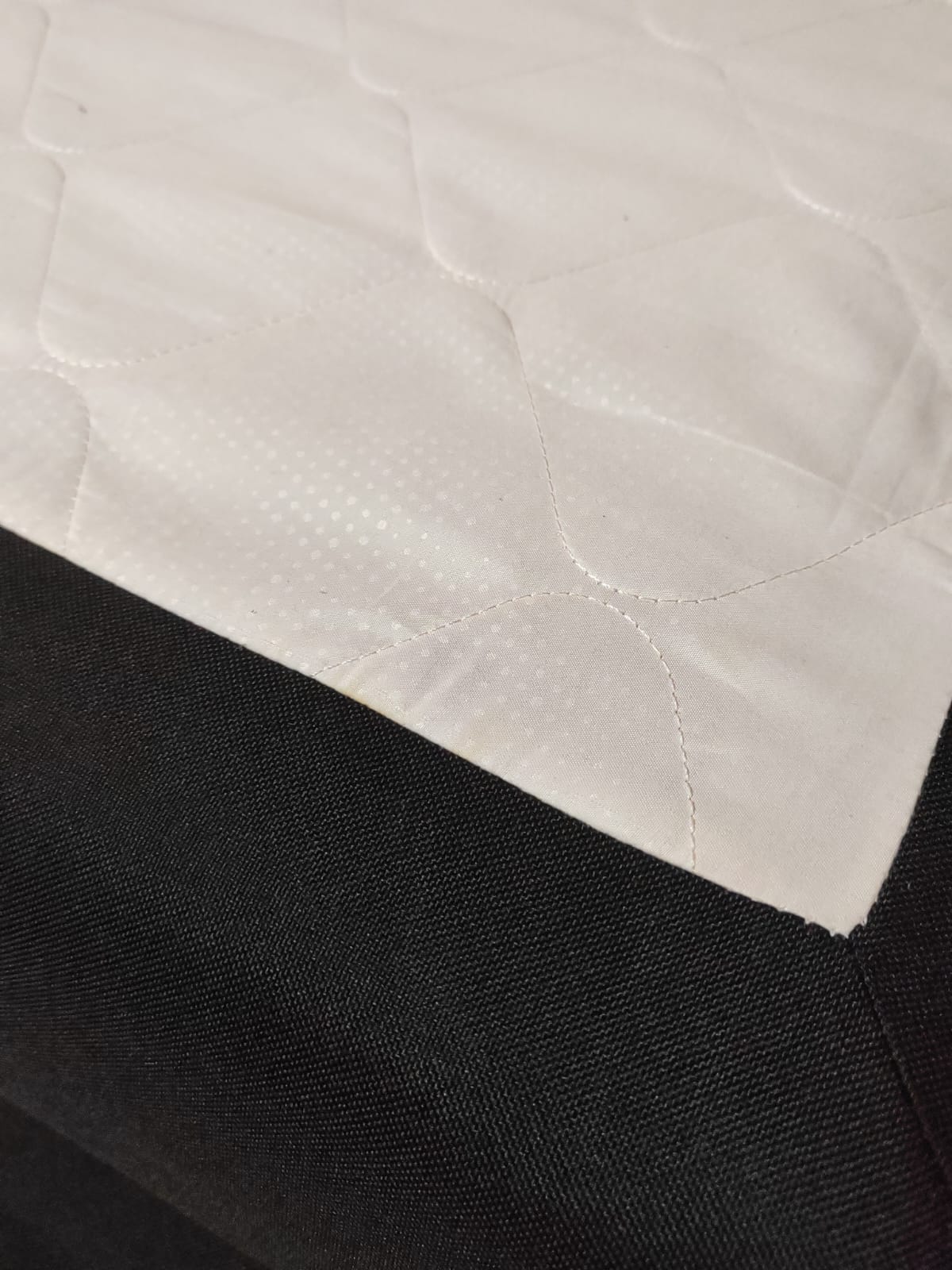 009 Box krevet sa sandukom i barom za čaše