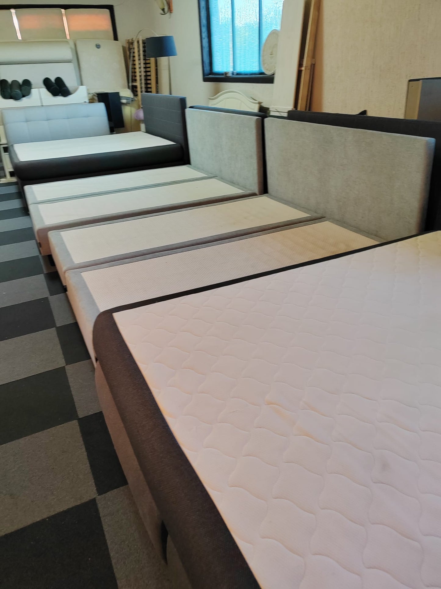 015 Box krevet